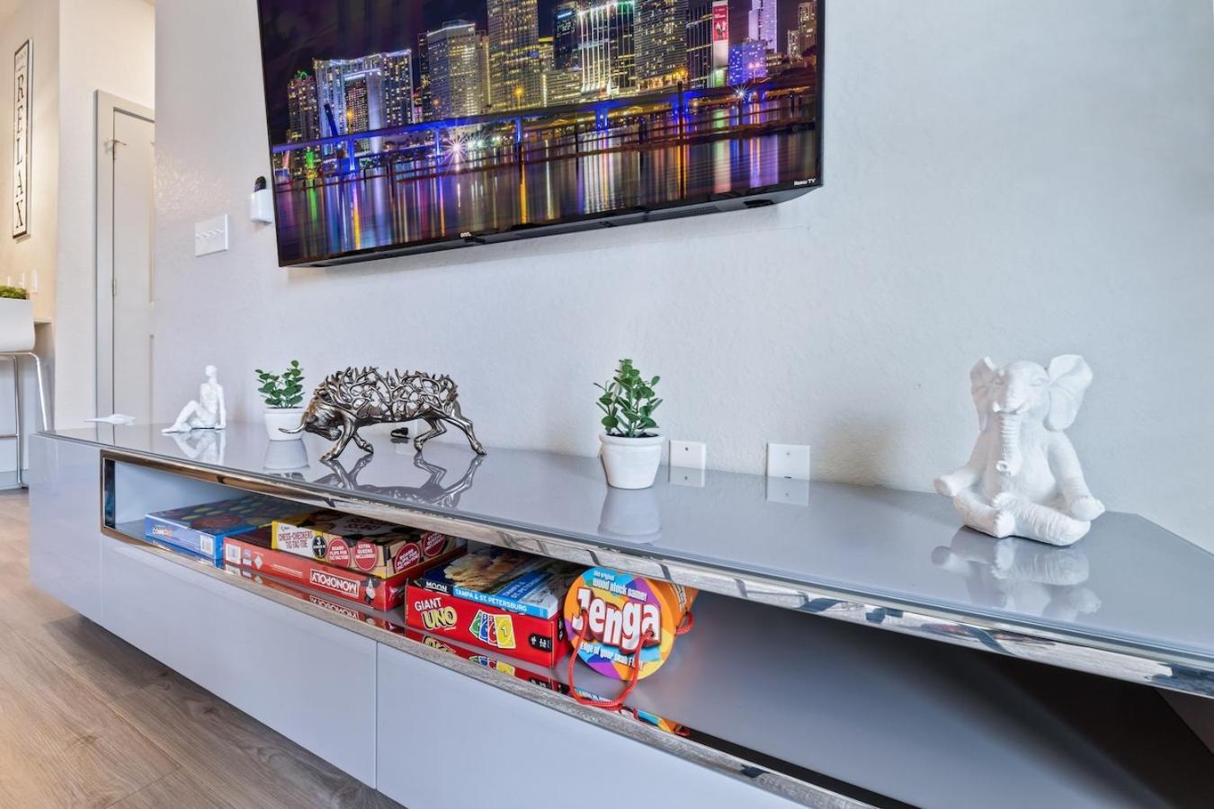 Apartmán Tropicana Field 2 Bed In Dwtwn With Free Parking St. Petersburg Exteriér fotografie