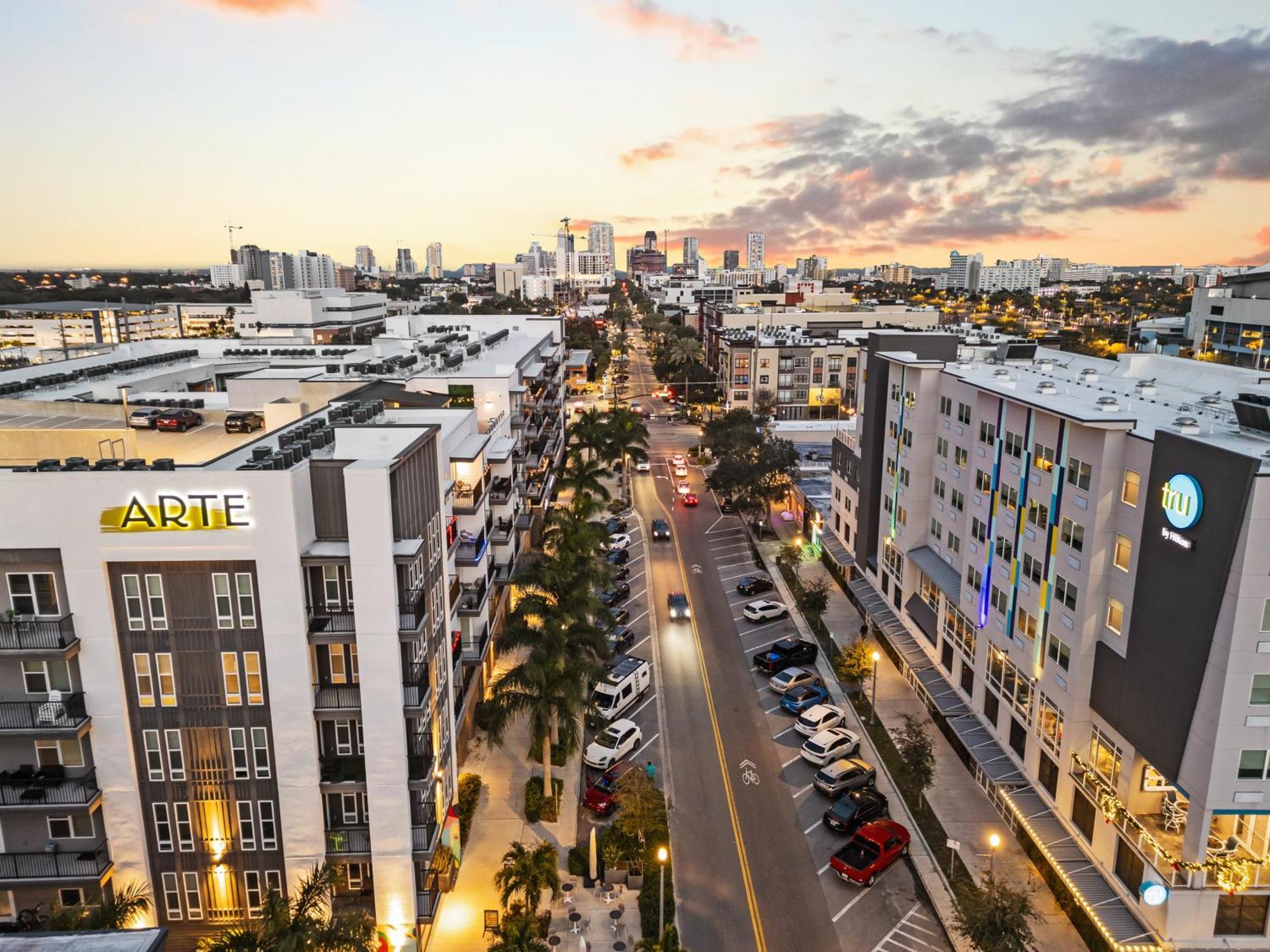 Apartmán Tropicana Field 2 Bed In Dwtwn With Free Parking St. Petersburg Exteriér fotografie