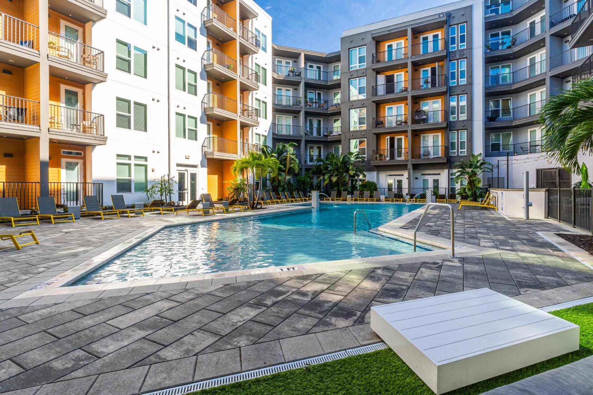 Apartmán Tropicana Field 2 Bed In Dwtwn With Free Parking St. Petersburg Exteriér fotografie