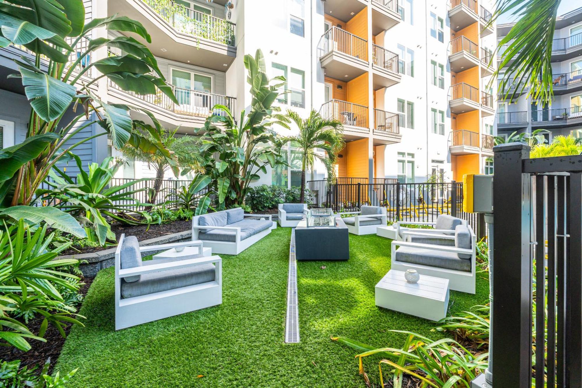 Apartmán Tropicana Field 2 Bed In Dwtwn With Free Parking St. Petersburg Exteriér fotografie